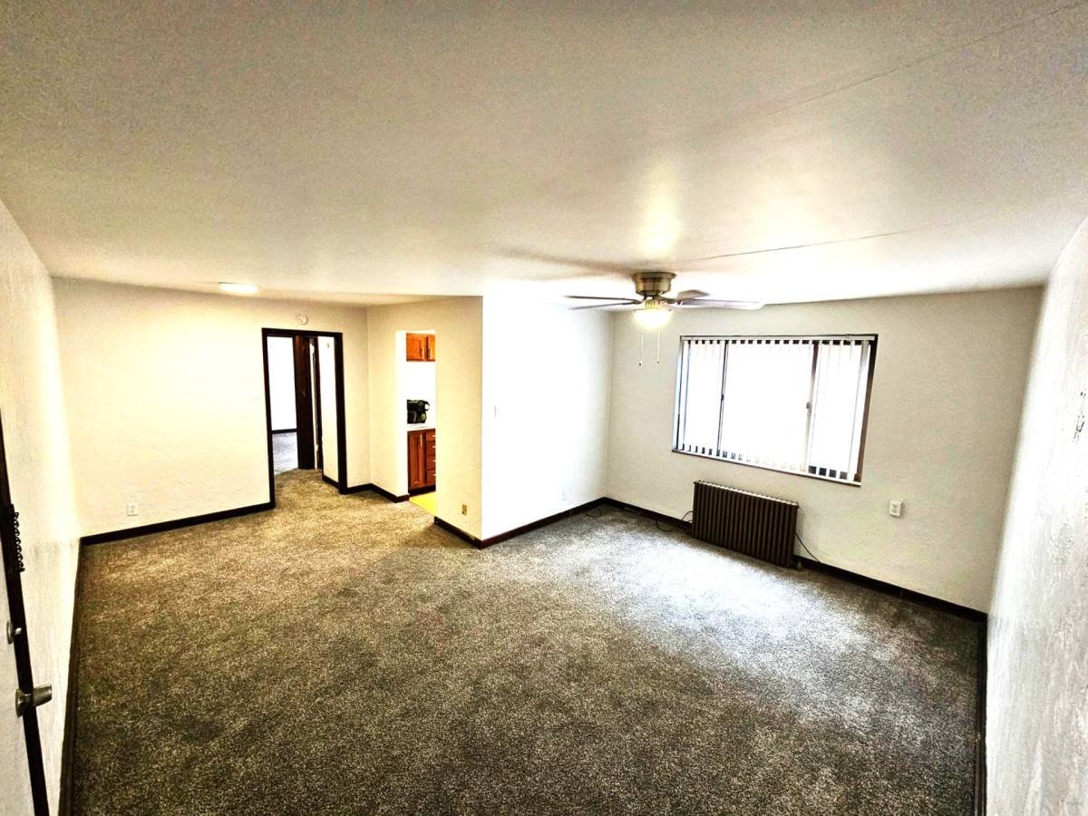 Apartment for rent at 319-323 Morewood Ave, Pittsburgh, PA 15213