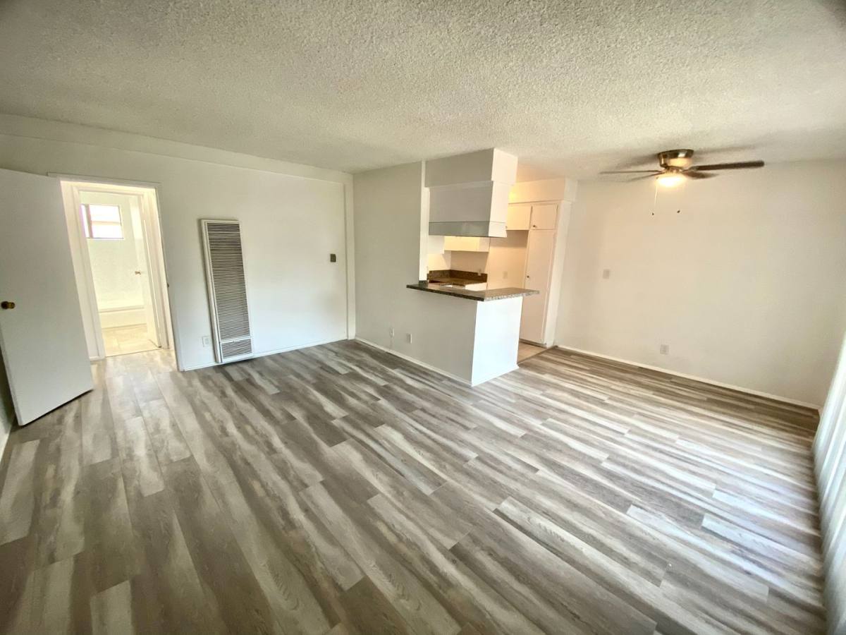 Apartment for rent at 14109 Hatteras St, Van Nuys, CA 91401