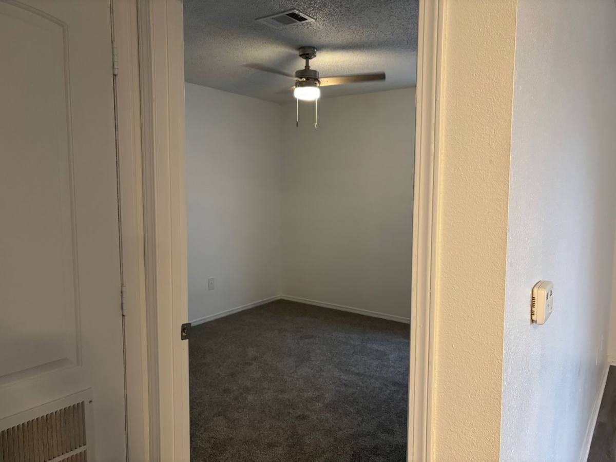 Apartment for rent at 909 Holmes Rd, Searcy, AR 72143