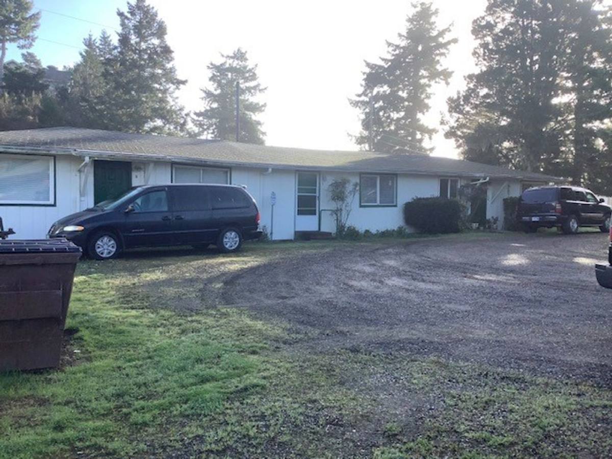 Apartment for rent at 524 534 Taylor Ave, Coos Bay, OR 97420