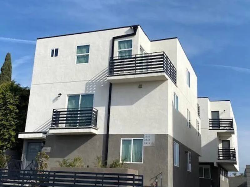 Apartment for rent at 2855 1 2 Cincinnati Room #3, Los Angeles, CA 90033