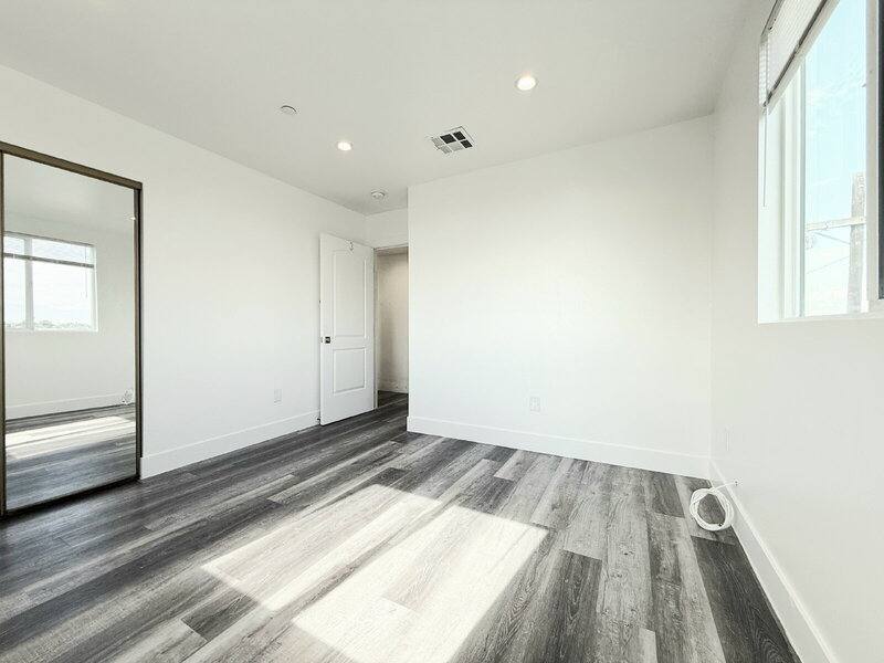 Apartment for rent at 2855 1 2 Cincinnati Room #3, Los Angeles, CA 90033