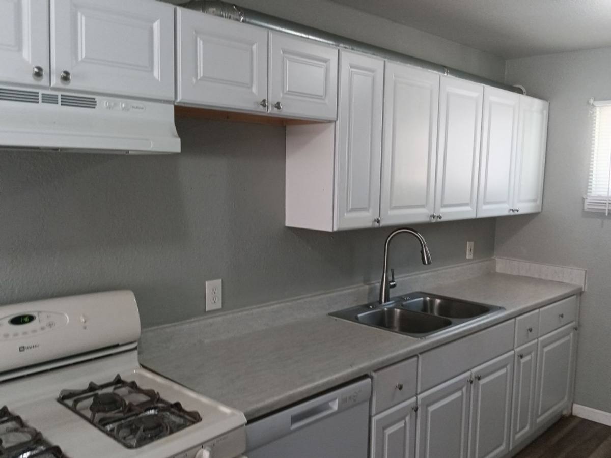 Apartment for rent at 436 Chama St SE, Albuquerque, NM 87108