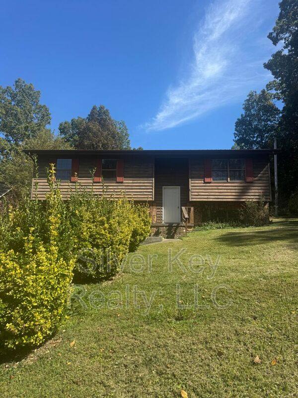 House for rent at 123 County Rd #622, Etowah, TN 37331