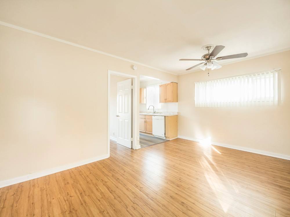 Apartment for rent at 1685-1697 N Summit Ave 109-137 E Penn St, Pasadena, CA 91103