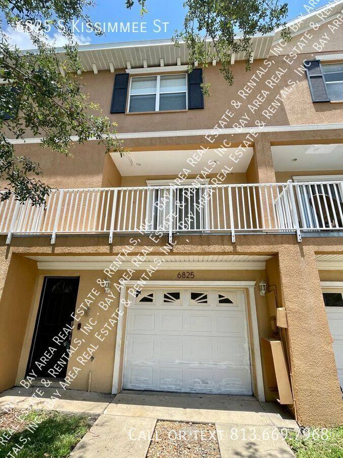 Townhouse for rent at 6825 S Kissimmee St, Tampa, FL 33616