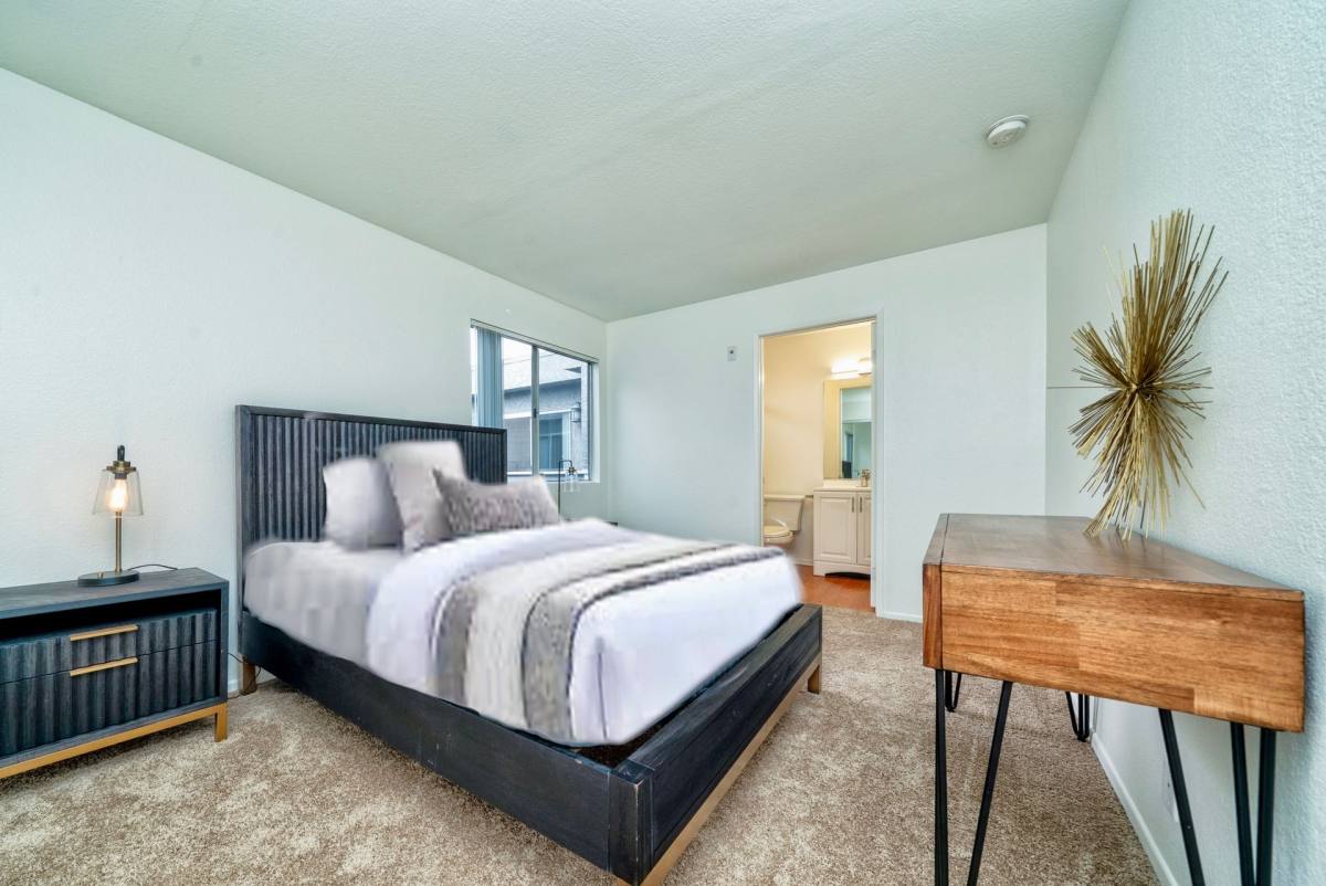 Apartment for rent at 15111 Burbank Blvd, Van Nuys, CA 91411