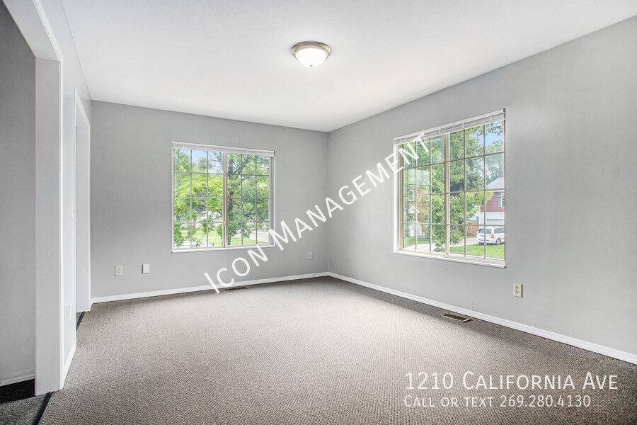 House for rent at 1210 California Ave, Kalamazoo, MI 49006