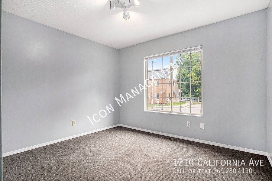 House for rent at 1210 California Ave, Kalamazoo, MI 49006