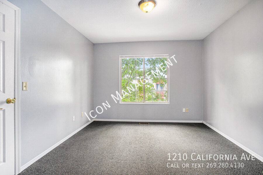 House for rent at 1210 California Ave, Kalamazoo, MI 49006