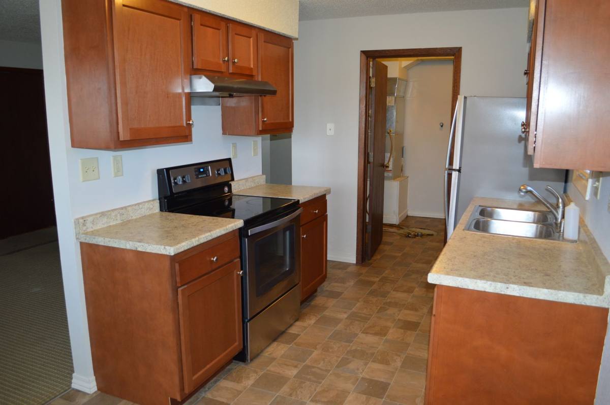 Apartment for rent at 1402 N 24th St, Clear Lake, IA 50428