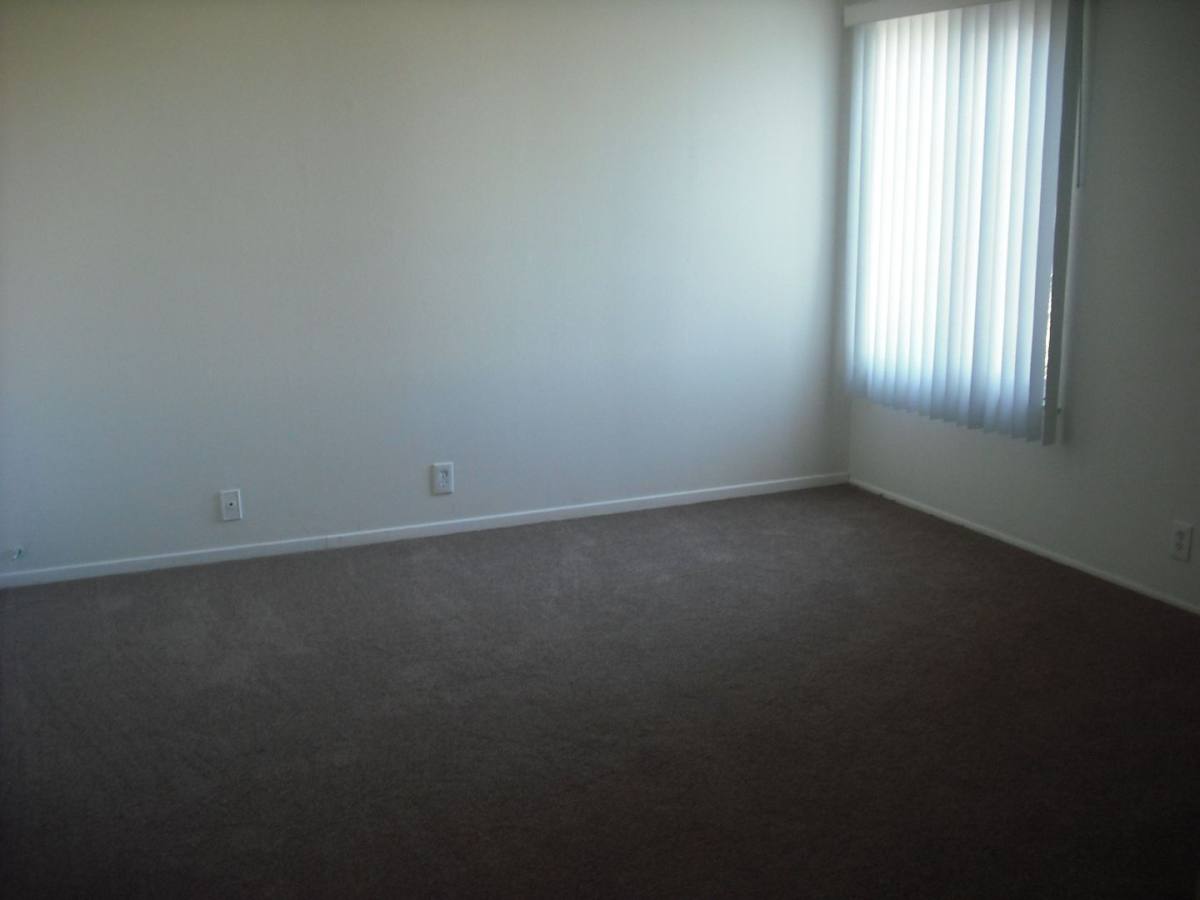Apartment for rent at 2530 B El Dorado Ave, Oxnard, CA 93033