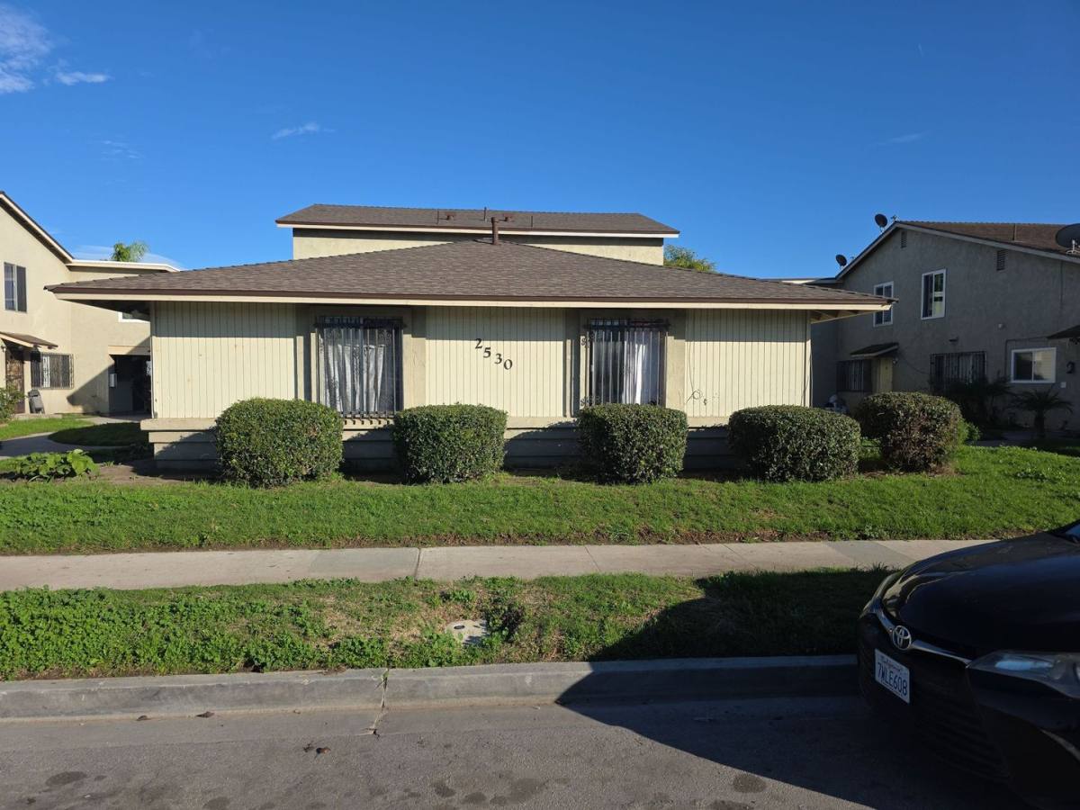 Apartment for rent at 2530 B El Dorado Ave, Oxnard, CA 93033
