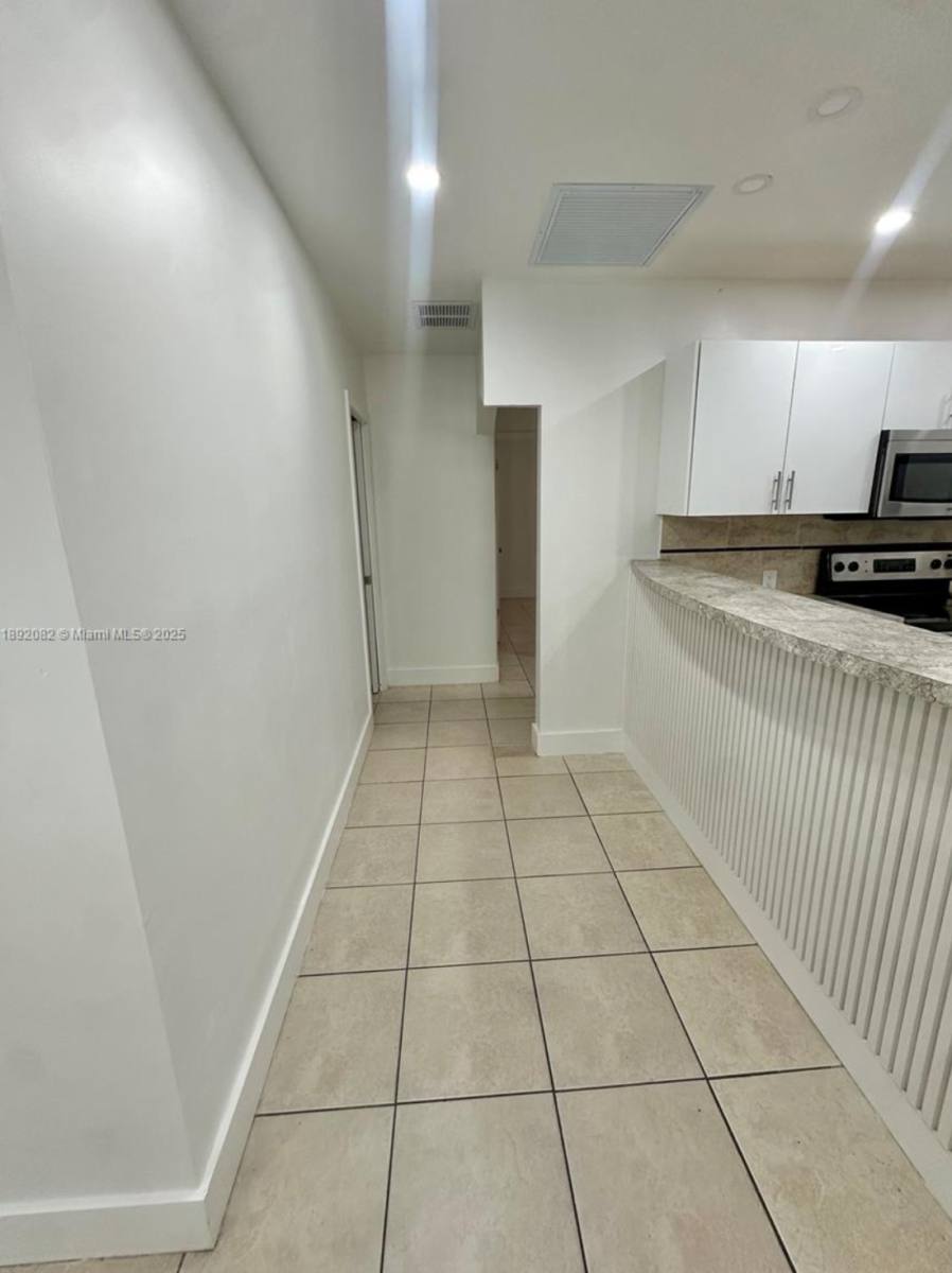 House for rent at 4111 SW 33rd St, Hollywood, FL 33023