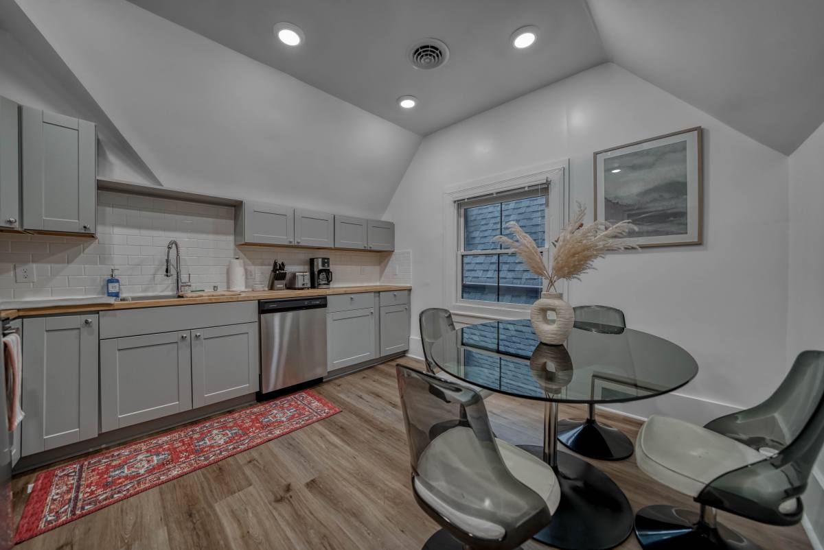 Apartment for rent at 46 Allen St #5, Buffalo, NY 14202