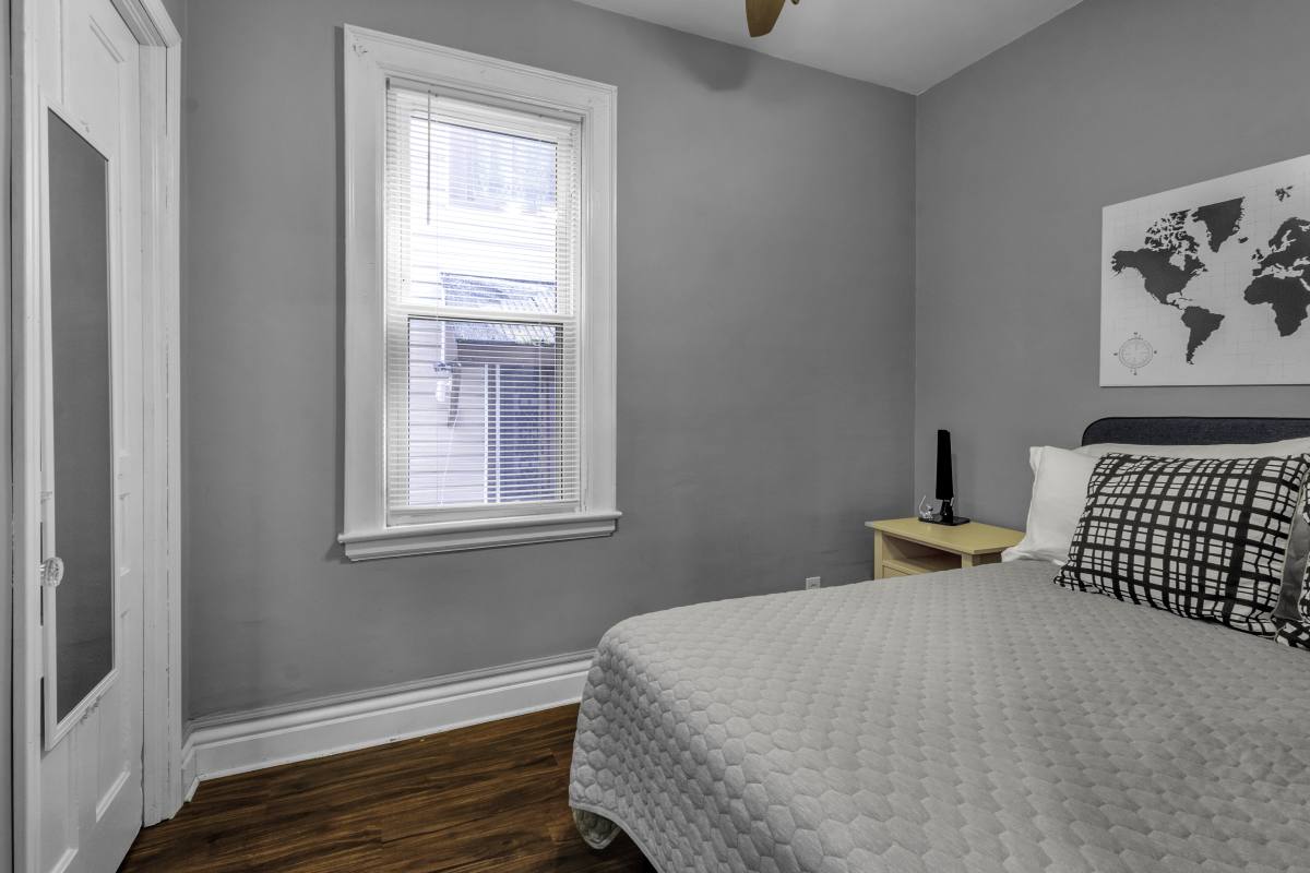 Apartment for rent at 215 Maple St, Buffalo, NY 14204