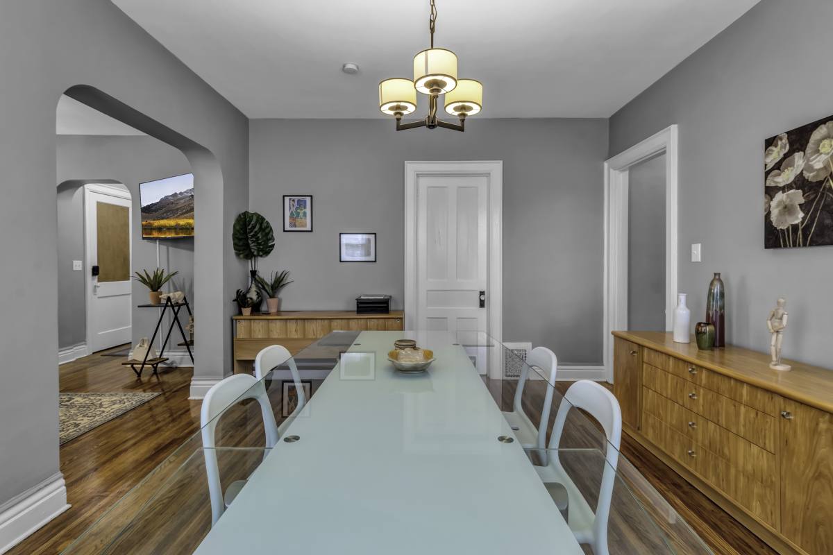 Apartment for rent at 215 Maple St, Buffalo, NY 14204