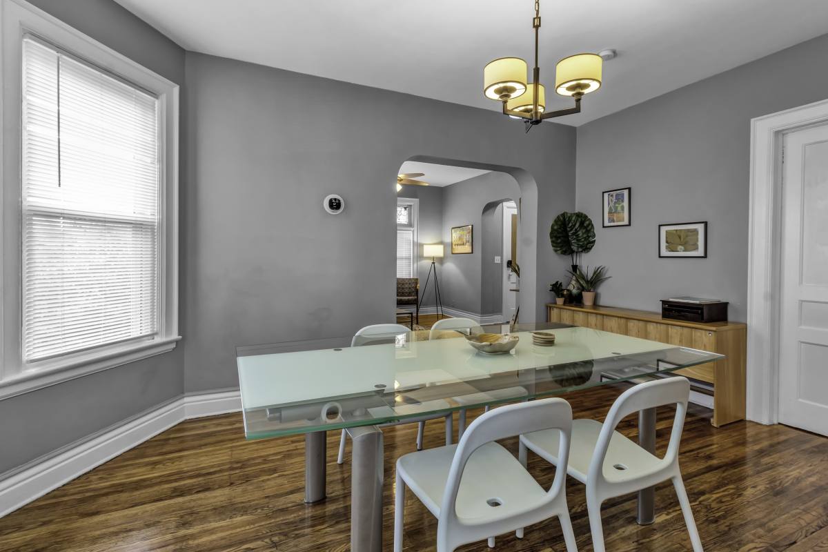 Apartment for rent at 215 Maple St, Buffalo, NY 14204