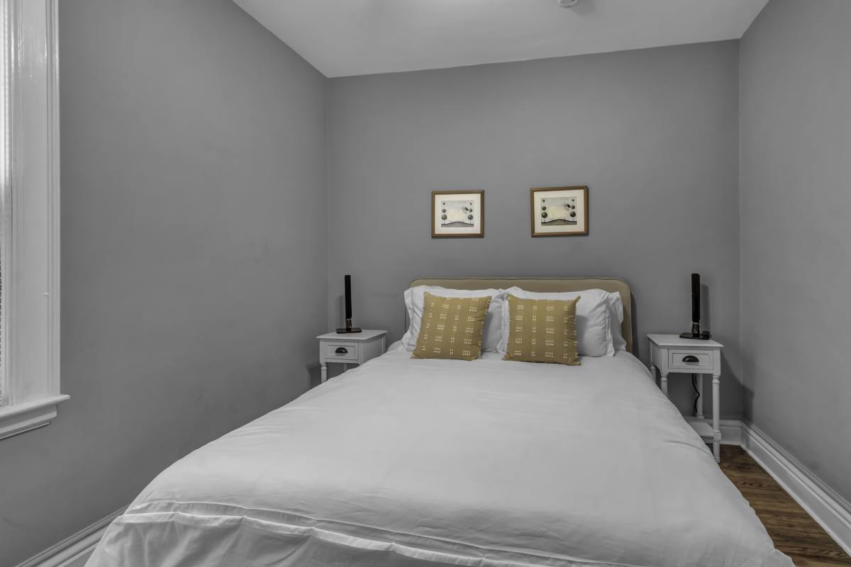 Apartment for rent at 215 Maple St, Buffalo, NY 14204