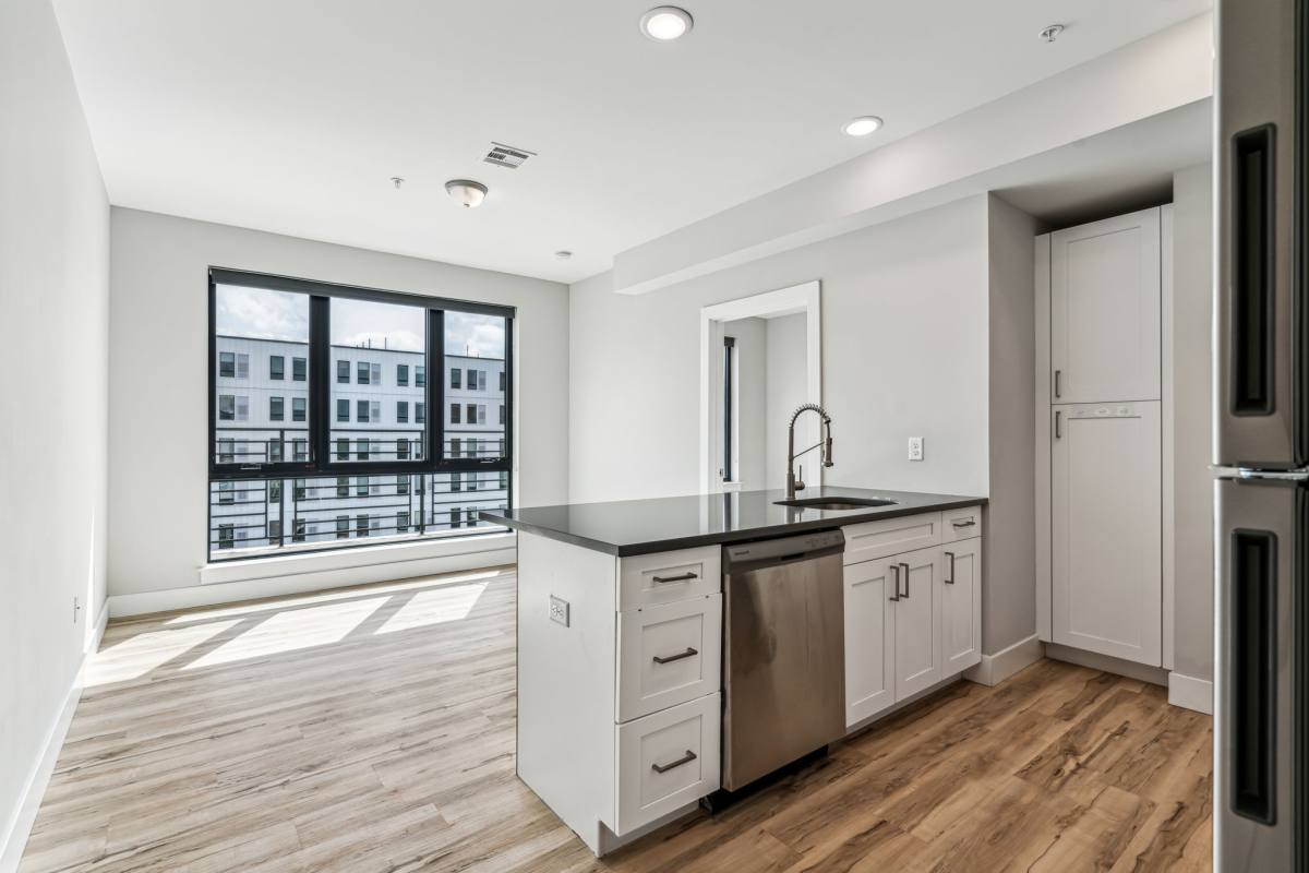 Apartment for rent at 12 S 43rd St #601, Philadelphia, PA 19104