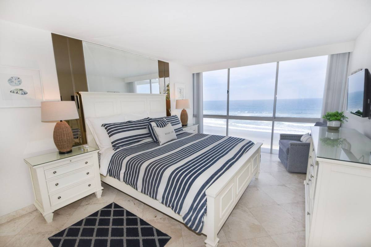 Apartment for rent at 1830 Avenida Del Mundo, Coronado, CA 92118