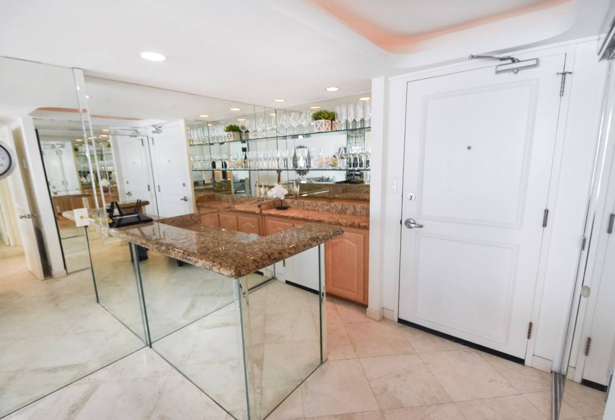 Apartment for rent at 1830 Avenida Del Mundo, Coronado, CA 92118