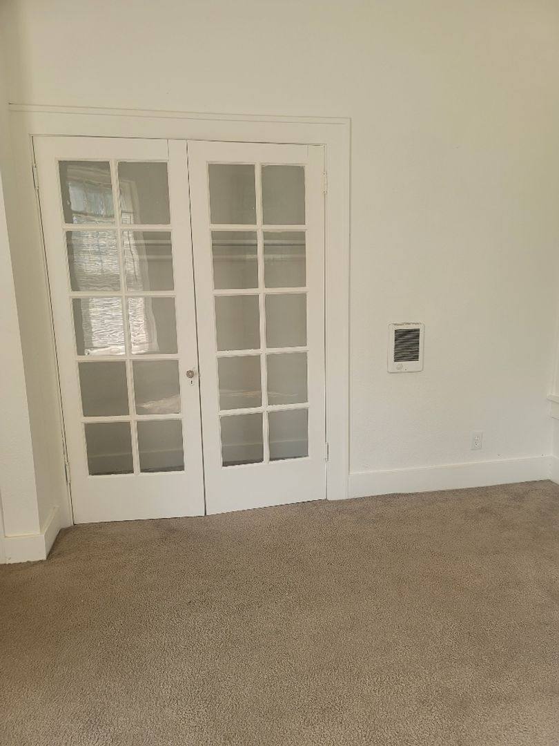 Apartment for rent at 310 S 11th St, Saint Joseph, MO 64501