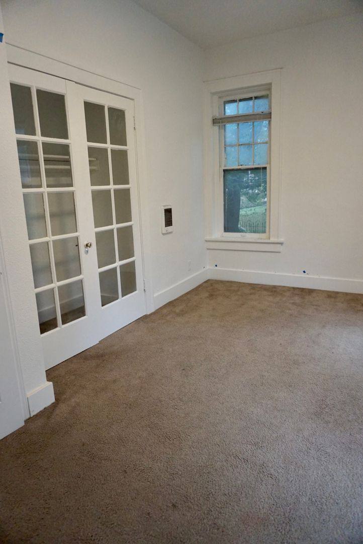 Apartment for rent at 310 S 11th St, Saint Joseph, MO 64501