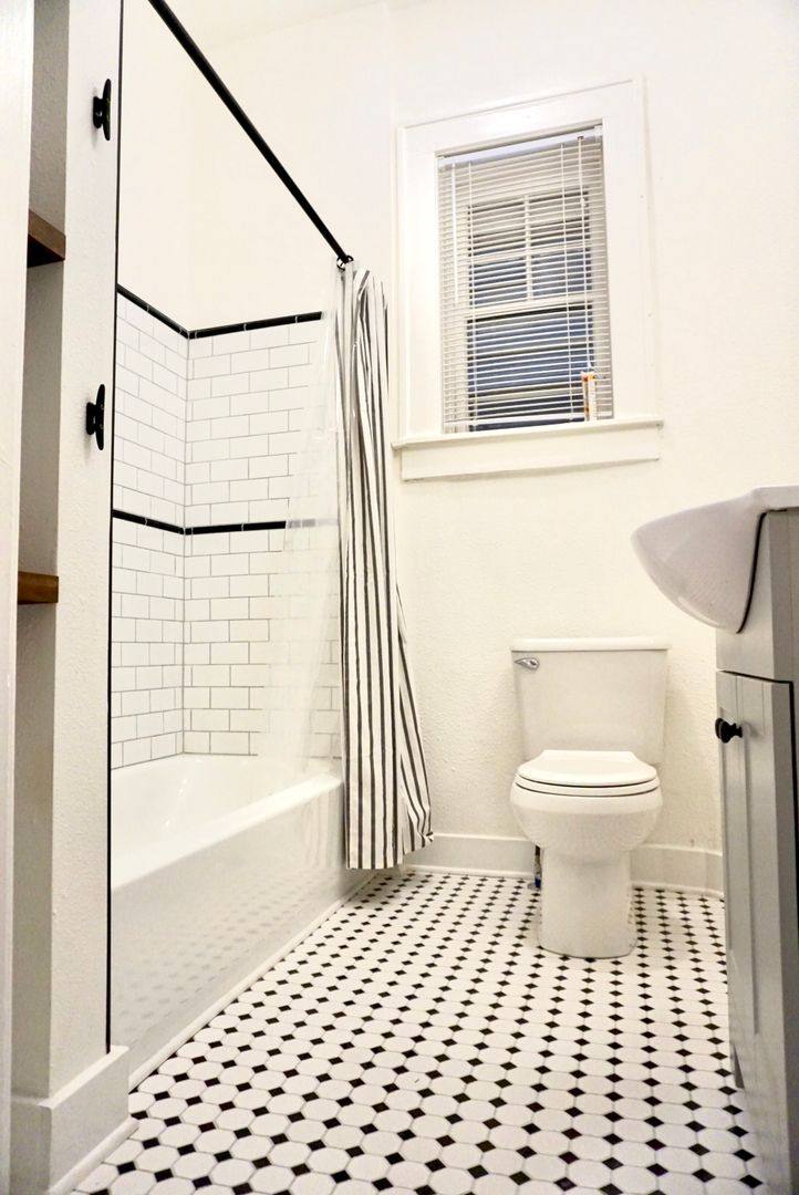 Apartment for rent at 310 S 11th St, Saint Joseph, MO 64501