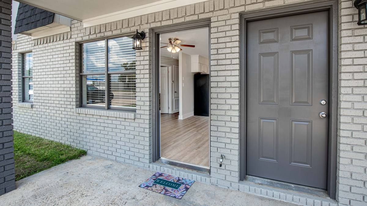 Apartment for rent at 3807 Newhaven Dr, Hattiesburg, MS 39401