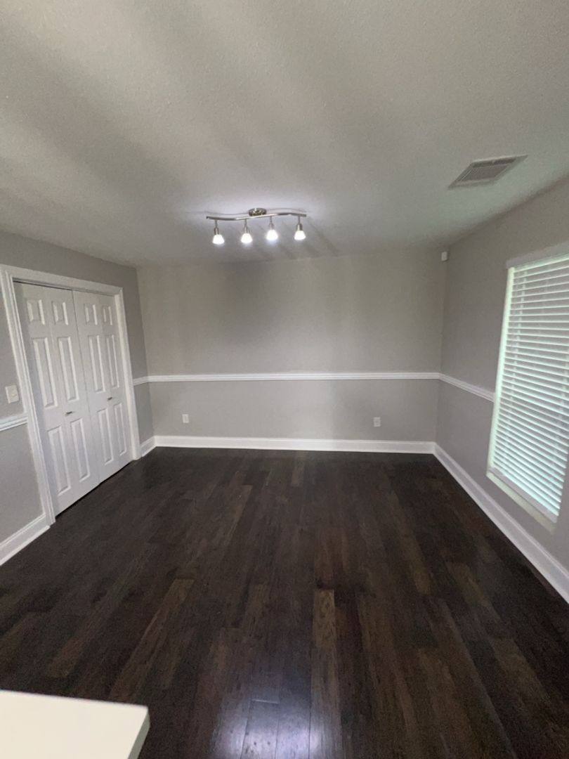 House for rent at 401 Walton St, Houston, TX 77009
