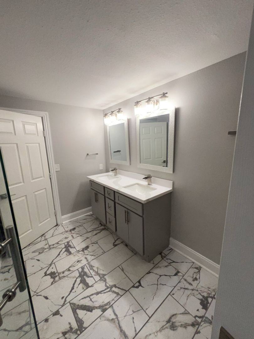 House for rent at 401 Walton St, Houston, TX 77009