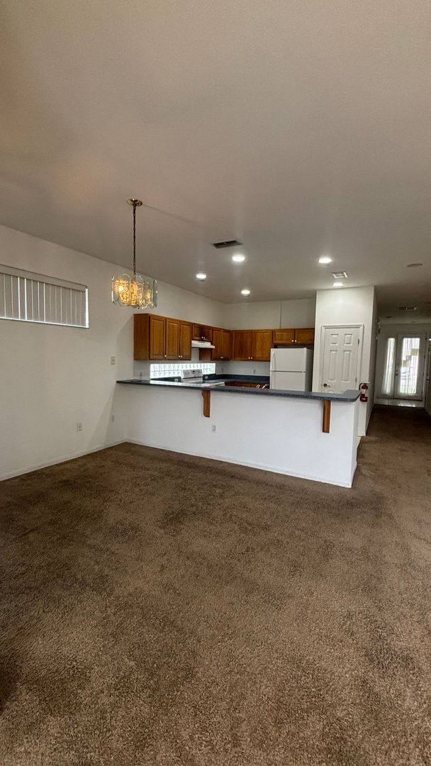 House for rent at 2915 Sunset Lakes Blvd, Kissimmee, FL 34747