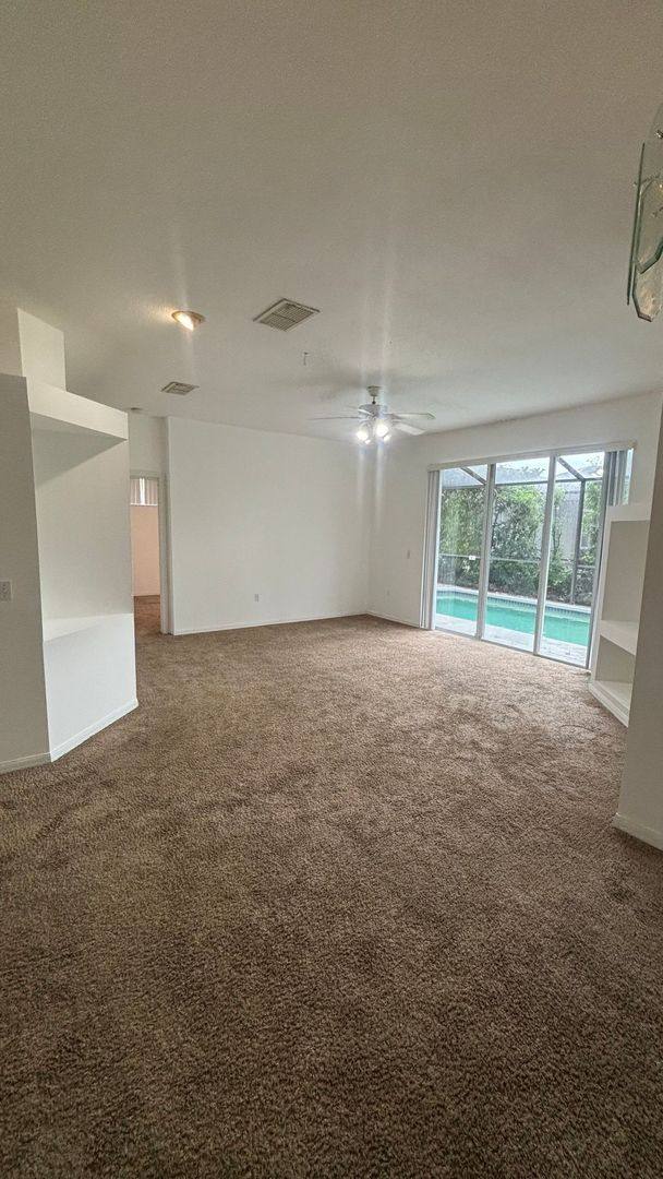 House for rent at 2915 Sunset Lakes Blvd, Kissimmee, FL 34747