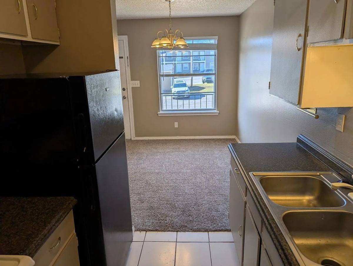 Apartment for rent at 110 S 19th St, Collinsville, OK 74021