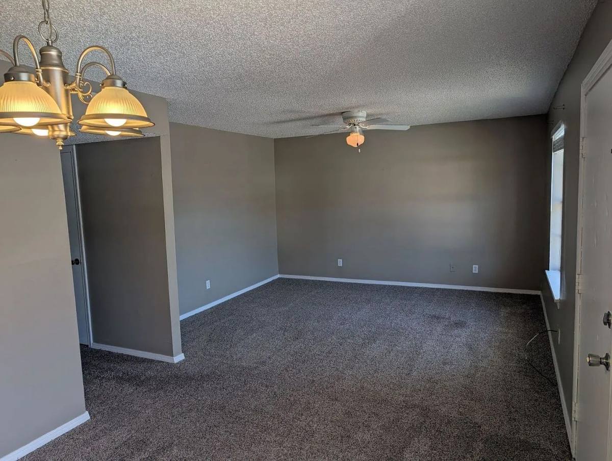 Apartment for rent at 110 S 19th St, Collinsville, OK 74021