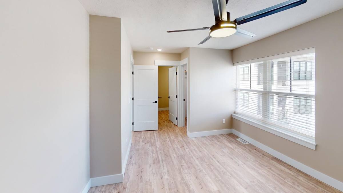 Apartment for rent at 2005-2011 Chancellors Ave, Kearney, NE 68845