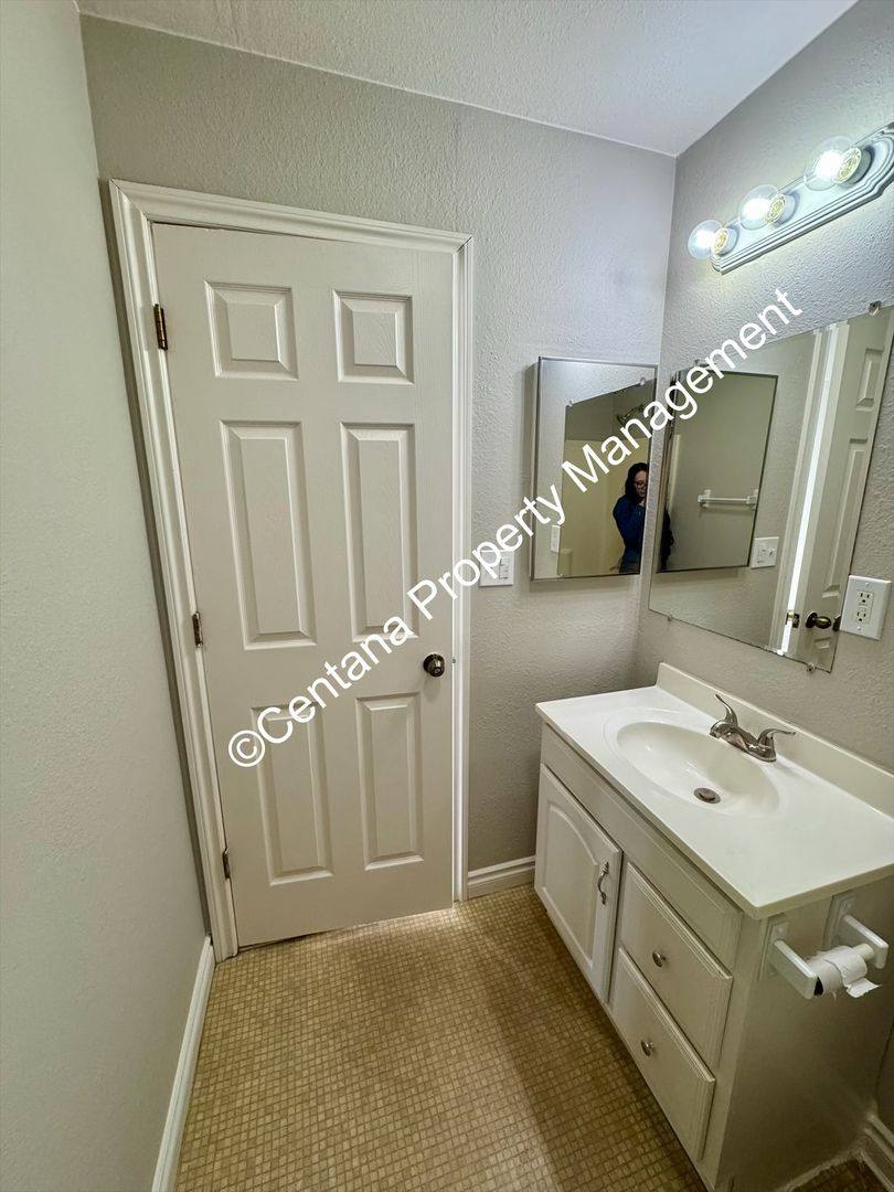 Apartment for rent at 418 E Second St, Butte, MT 59701