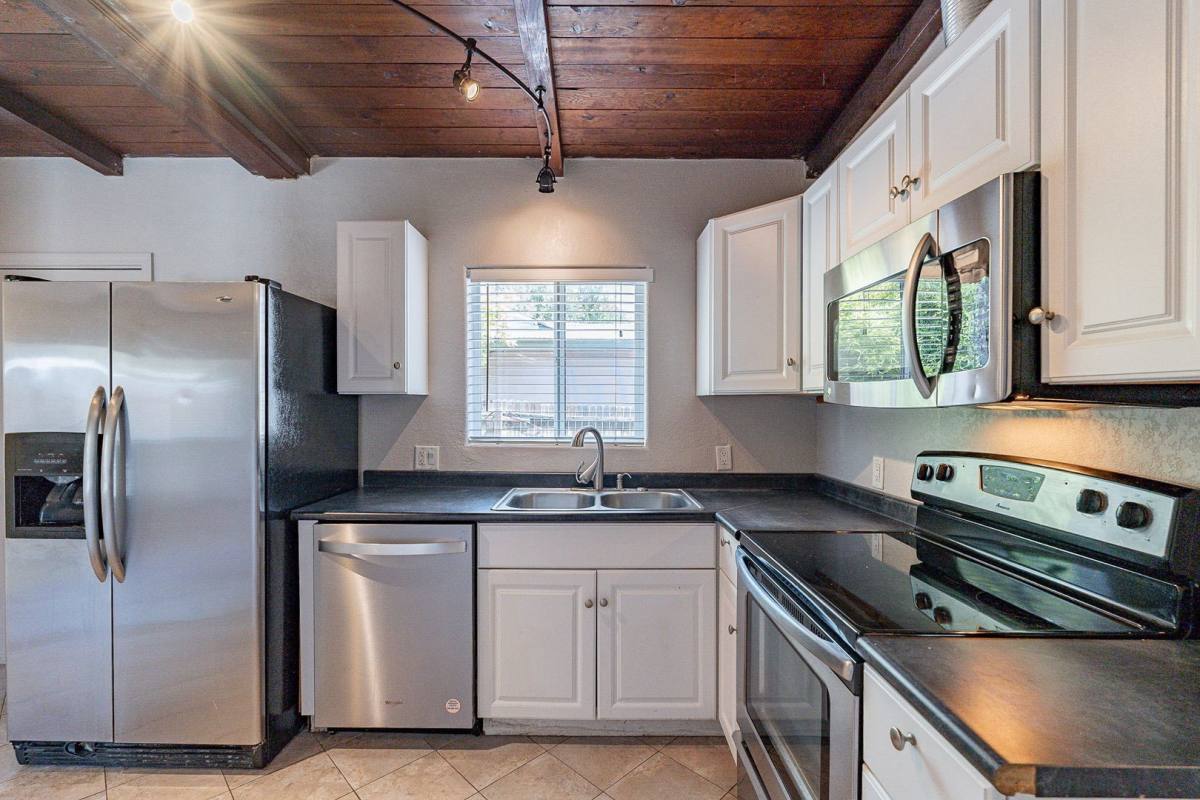 Townhouse for rent at 1840-1842 N Santa Rita Ave, Tucson, AZ 85719