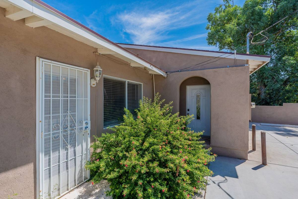 Townhouse for rent at 1840-1842 N Santa Rita Ave, Tucson, AZ 85719