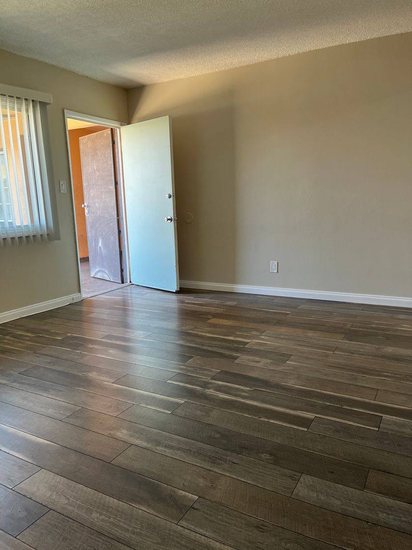 Apartment for rent at 3937 Gibraltar Ave, Los Angeles, CA 90008