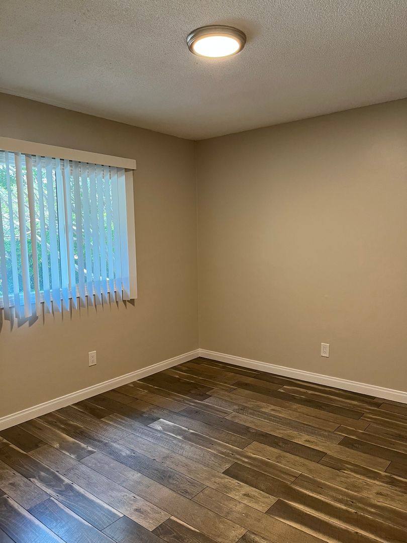 Apartment for rent at 3937 Gibraltar Ave, Los Angeles, CA 90008