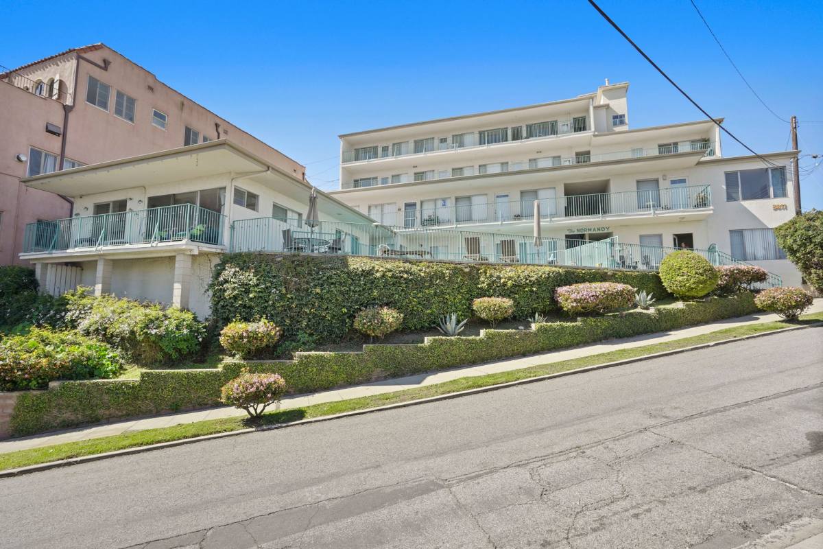 Apartment for rent at 3811 Bluff Place, San Pedro, CA 90731