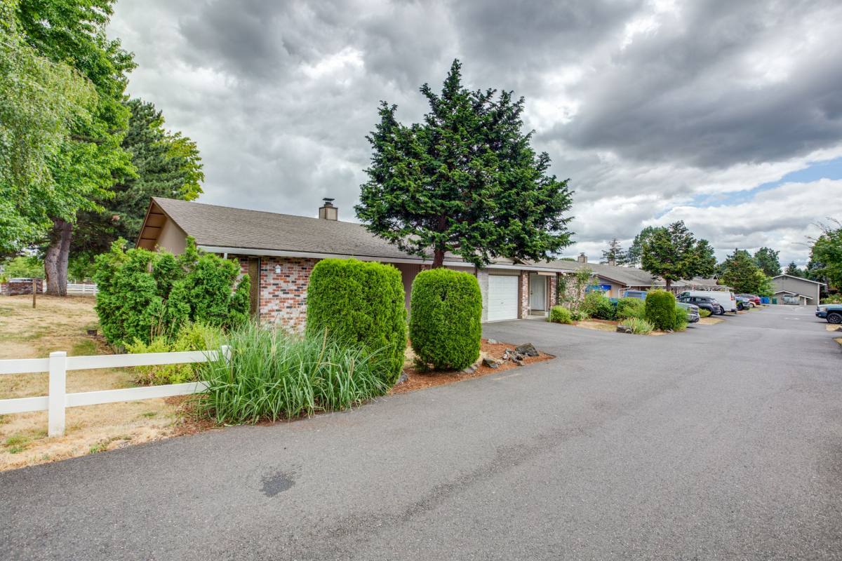 Apartment for rent at 5803 & 5815 NE, Vancouver, WA 98661