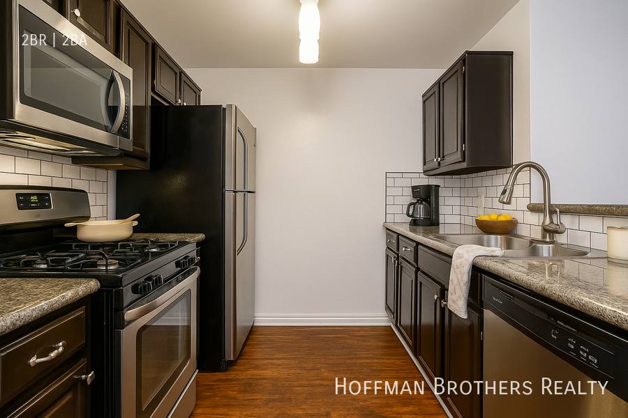 Apartment for rent at 2330 N Cahuenga Blvd #208, Los Angeles, CA 90068