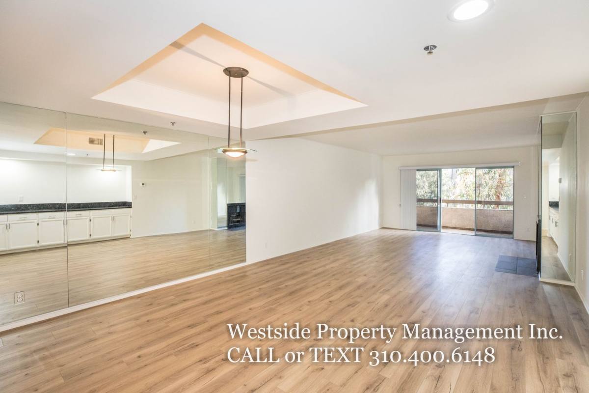 Condo for rent at 410 S Barrington Ave #205, Los Angeles, CA 90049