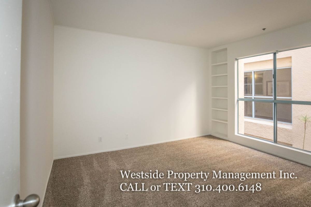 Condo for rent at 410 S Barrington Ave #205, Los Angeles, CA 90049
