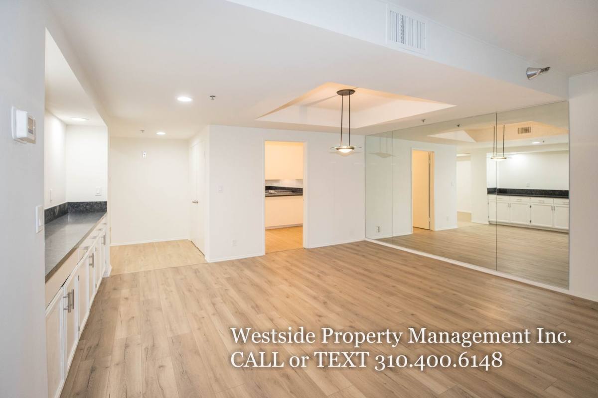 Condo for rent at 410 S Barrington Ave #205, Los Angeles, CA 90049