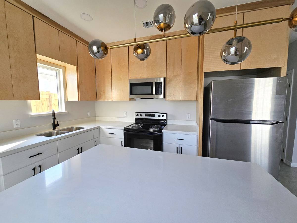 Apartment for rent at 1019 N Woodson Ave, Edinburg, TX 78541