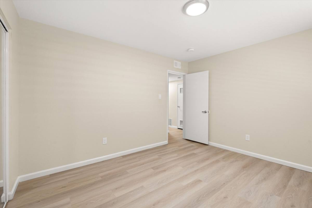 Apartment for rent at 1147 W Linden St, Riverside, CA 92507